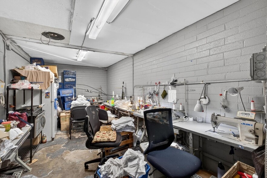 More Photos Of 5016 E Olympic Blvd, Los Angeles Storefront For Sale