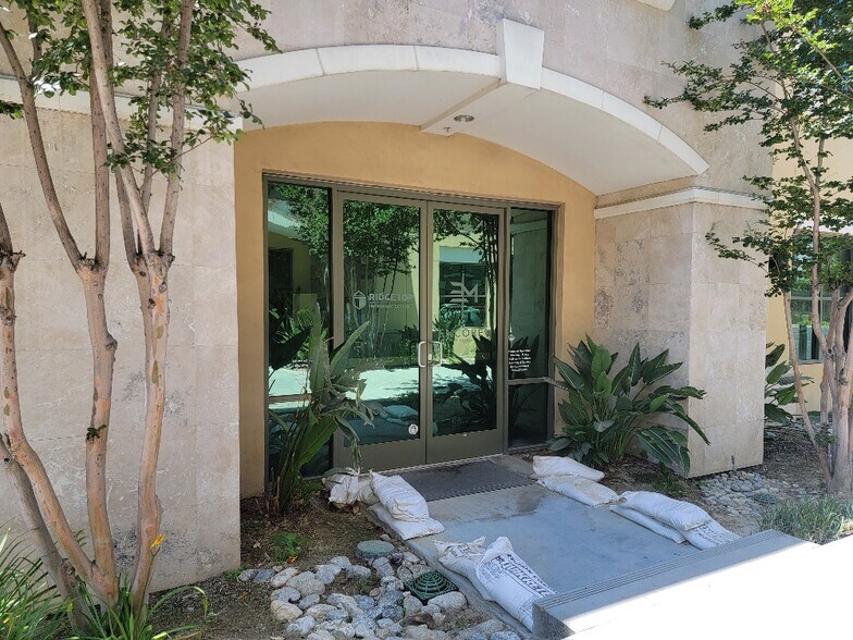 More Photos Of 3333 Concours, Ontario Office For Sale