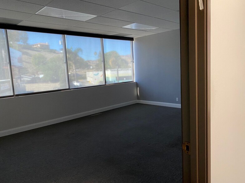 More Photos Of 9040 Topanga Canyon Blvd, Canoga Park Loft Creative Space For Lease