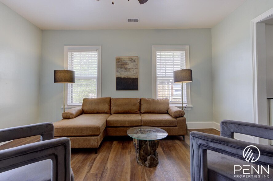 More Photos Of 2375 Forrest Ave, Memphis Apartments For Sale