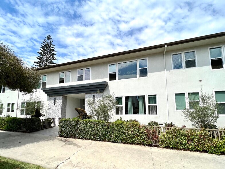 More Photos Of 1015 3rd St, Santa Monica Apartments For Sale