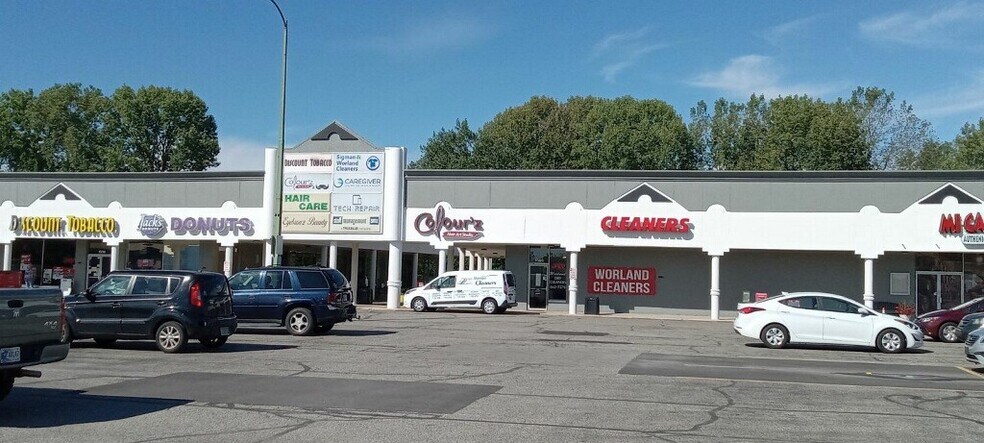 More Photos Of 1502-1584 N State St, Greenfield Unknown For Lease