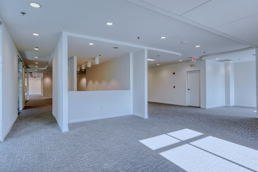 More Photos Of 619 Edgewood Ave SE, Atlanta Storefront Retail Office For Lease