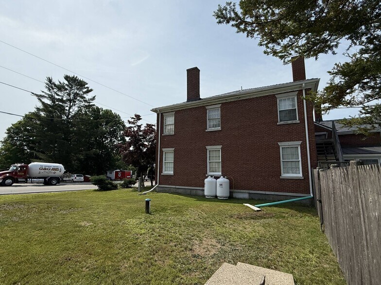More Photos Of 1887 Hallowell Rd, Litchfield Hospitality For Sale