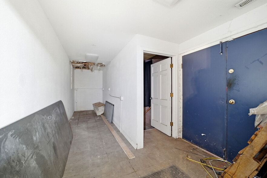 More Photos Of 609 N Grand Ave, Pueblo Storefront Retail Residential For Sale