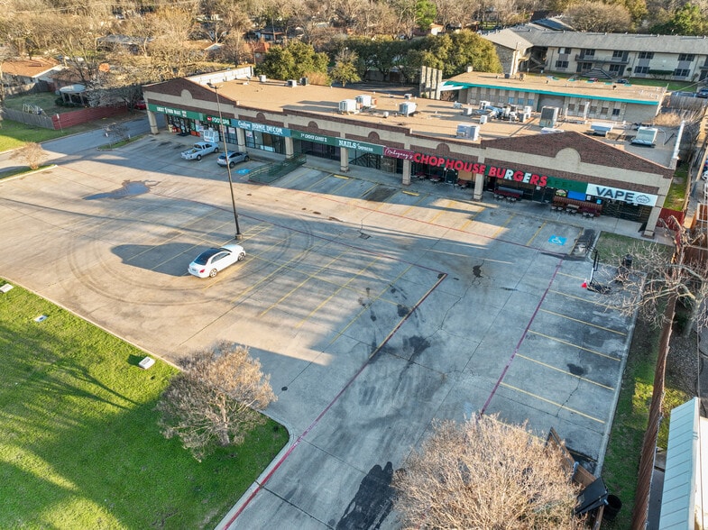 More Photos Of 1700 W Park Row Dr, Arlington Unknown For Lease
