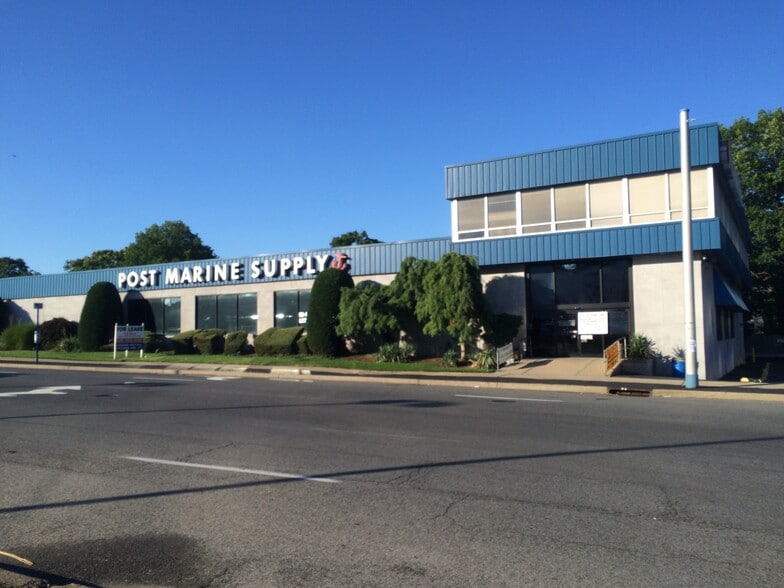 Primary Photo Of 65 River St, New Rochelle Showroom For Lease