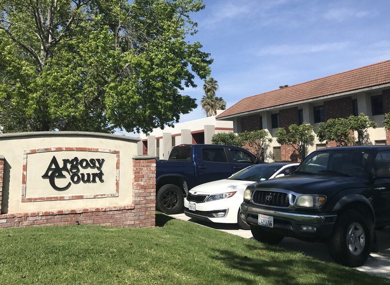More Photos Of 5011 Argosy Ave, Huntington Beach Loft Creative Space For Sale
