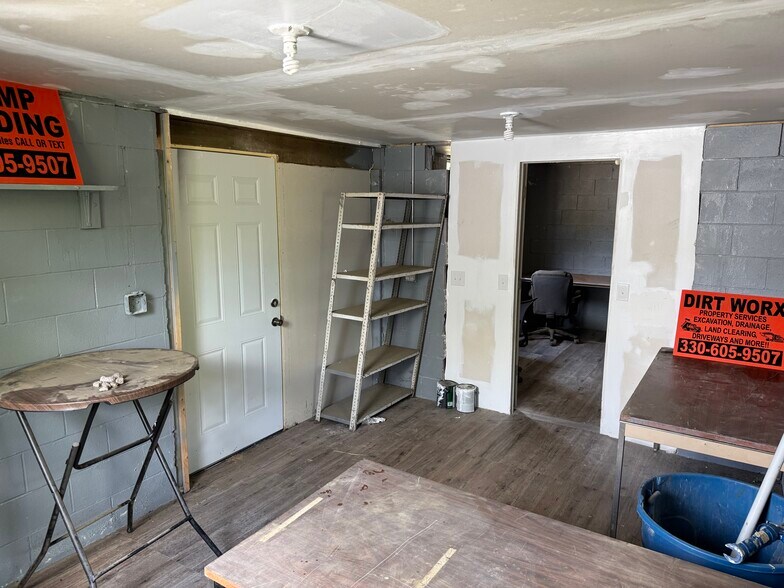 More Photos Of 1157 Hope Rd NW, Mineral City Contractor Storage Yard For Sale