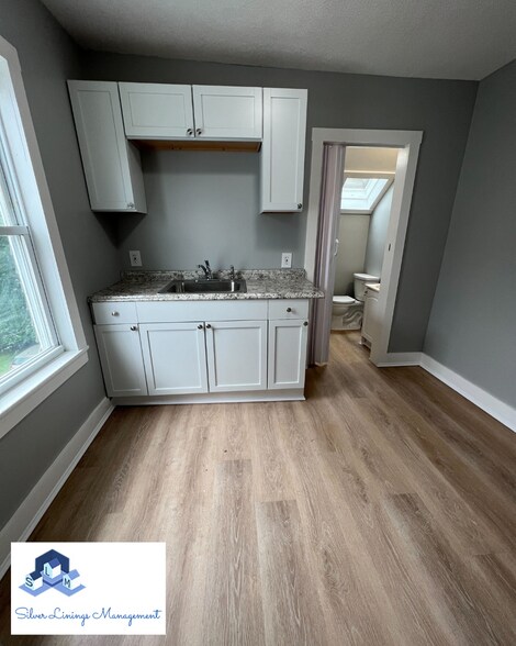 More Photos Of 34 Marshall St, Putnam Apartments For Sale