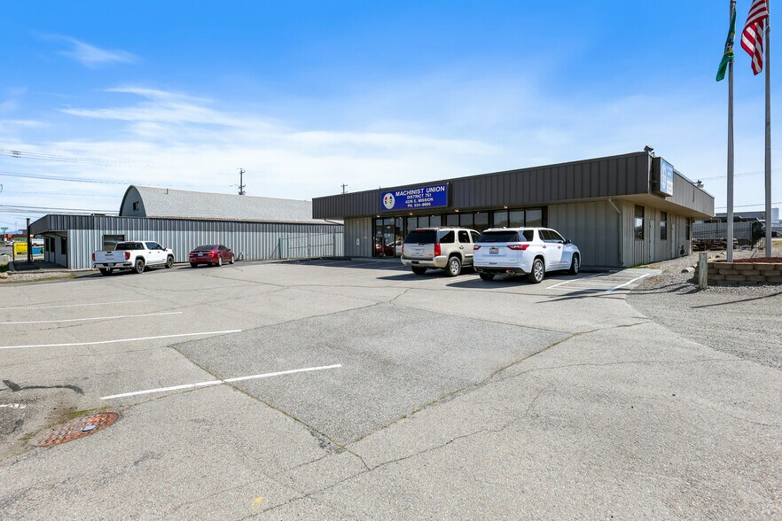 More Photos Of 4226 E Mission Ave, Spokane Loft Creative Space For Sale