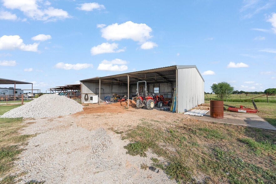 More Photos Of 3073 FM 933, Whitney Manufactured Housing Mobile Home Park For Sale