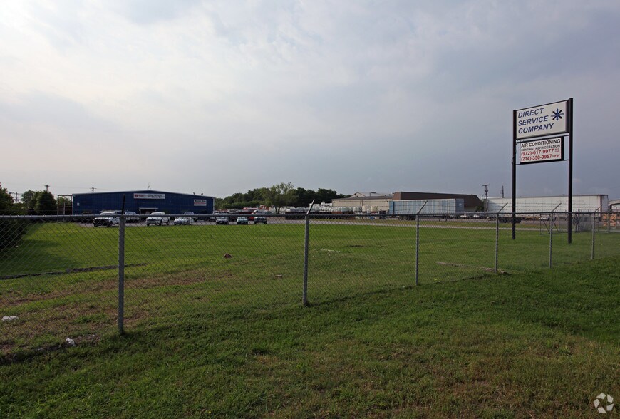 More Photos Of 6850 N Interstate 35e E, Waxahachie Warehouse For Lease