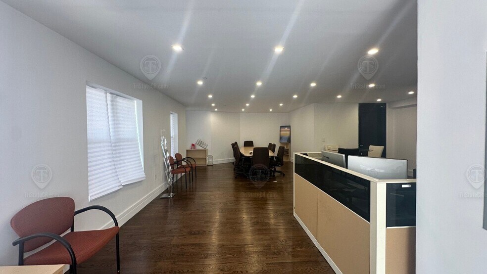More Photos Of 94-01-94-03 101st Ave, Ozone Park Apartments For Lease