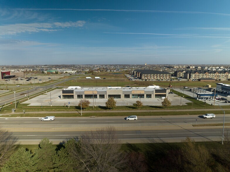 More Photos Of 505 E Hickman, Waukee General Retail For Lease