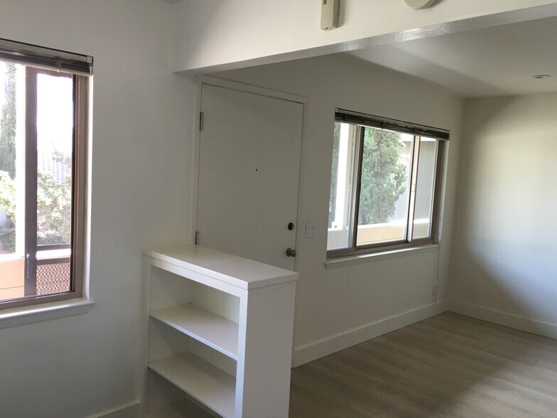More Photos Of 660 Roble Ave, Menlo Park Apartments For Sale