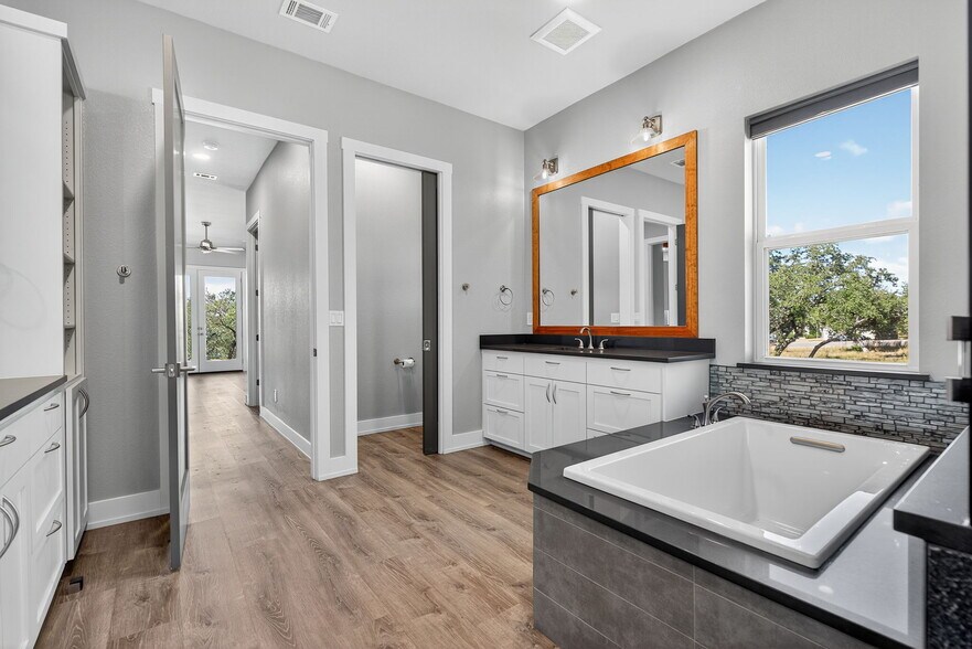 More Photos Of 21603 Thomas Cv, Lago Vista Land For Sale