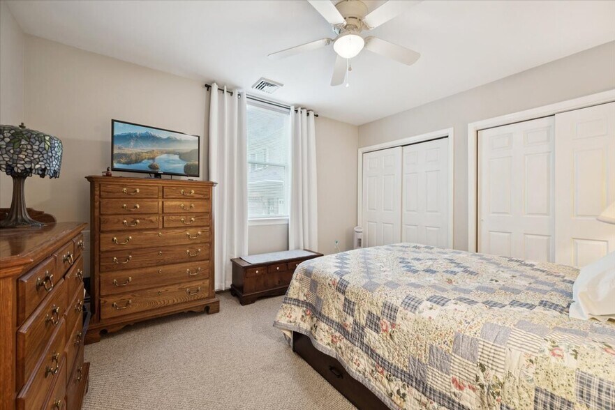 More Photos Of 192 Central Ave, Stirling Office For Sale