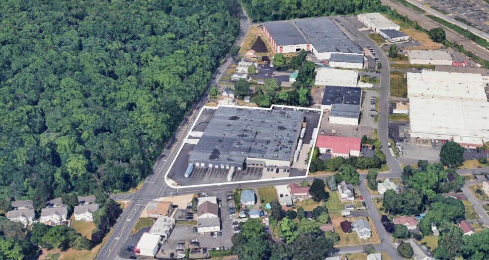 More Photos Of 510 Station Ave, Bensalem Warehouse For Lease