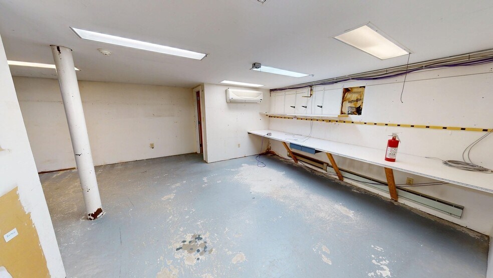 More Photos Of 76 Green St, Boston Flex For Lease