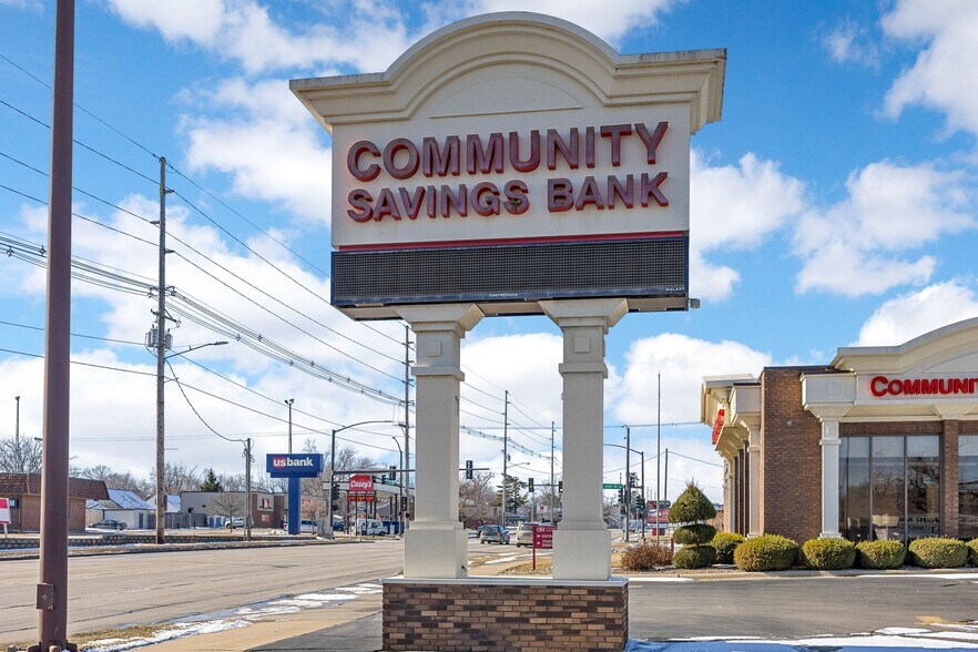 More Photos Of 3414 Mount Vernon Rd SE, Cedar Rapids Office For Sale