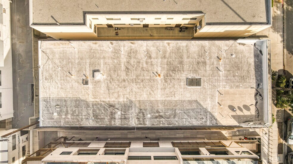 More Photos Of 1027 N Ogden Dr, Los Angeles Apartments For Sale