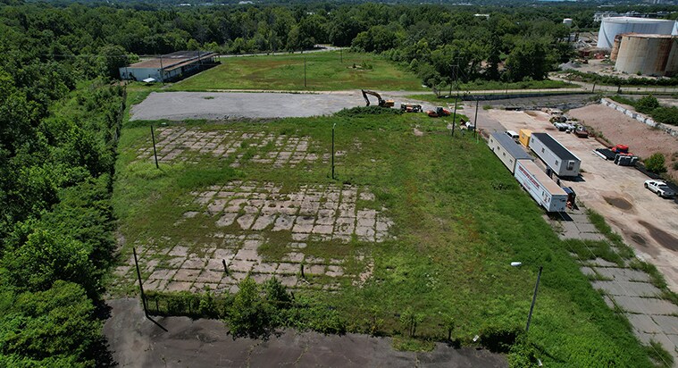 More Photos Of 503 Bickerstaff Rd, Richmond Warehouse For Lease