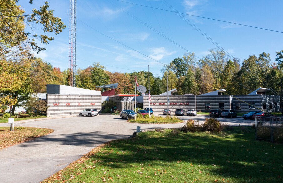 More Photos Of 8425 Peach St, Erie Radio TVTransmission Facilities For Sale