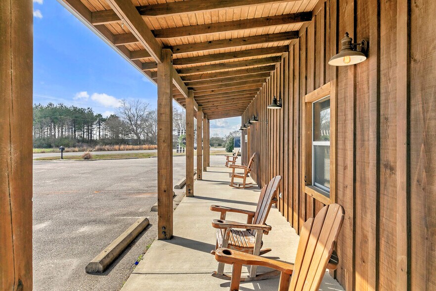 More Photos Of 5060 Jack Springs Rd, Atmore Light Distribution For Lease