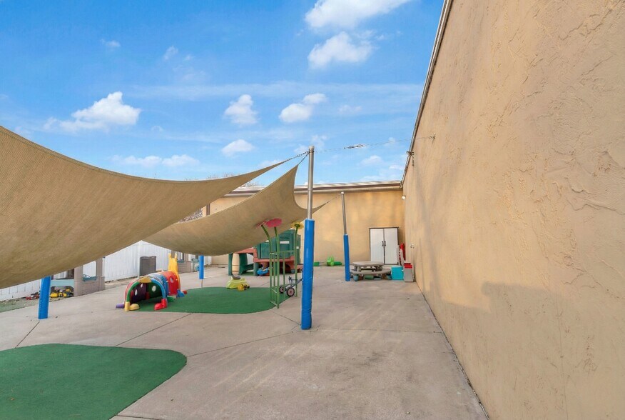 More Photos Of 1805 Princeton Ave, Trenton Daycare Center For Sale