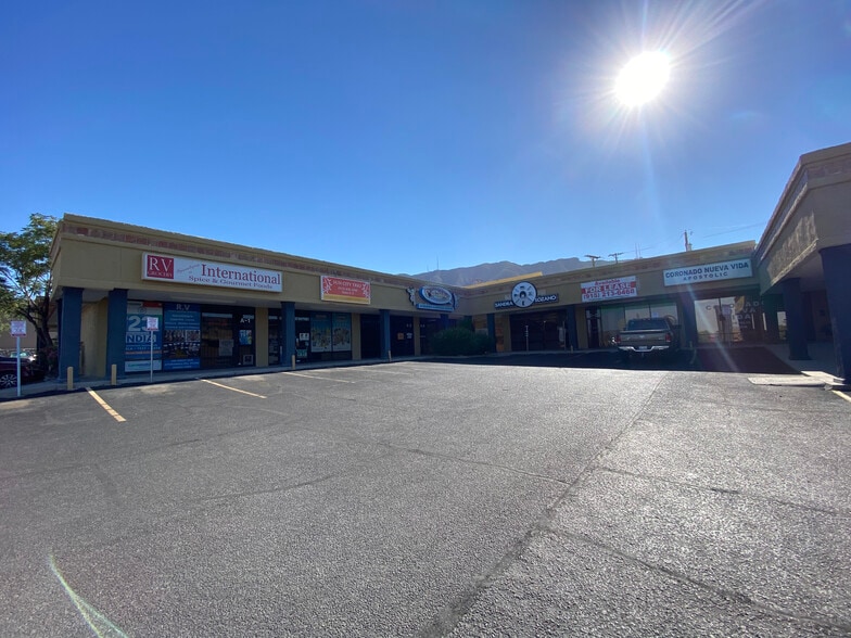 More Photos Of 4700 N Mesa St, El Paso Unknown For Lease