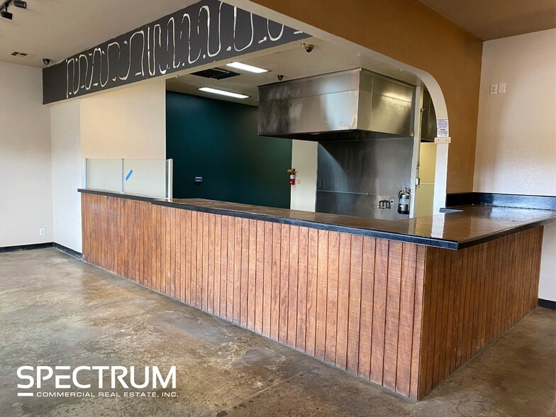 More Photos Of 33301-33323 Agua Dulce Canyon Rd, Agua Dulce Freestanding For Lease