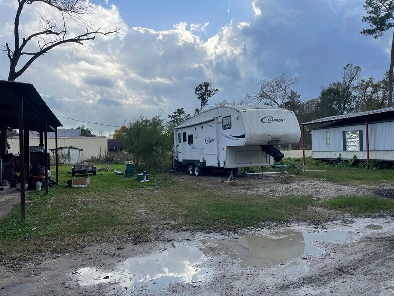 More Photos Of 7535 Nodding Pines Ln, Houston Manufactured Housing Mobile Home Park For Sale