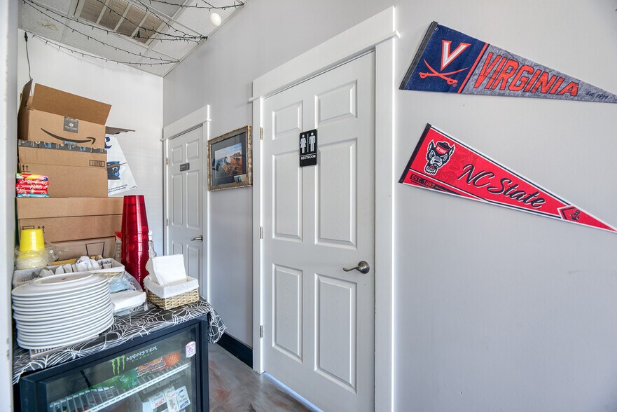 More Photos Of 100 Colingwood Ln, Kill Devil Hills Restaurant For Sale