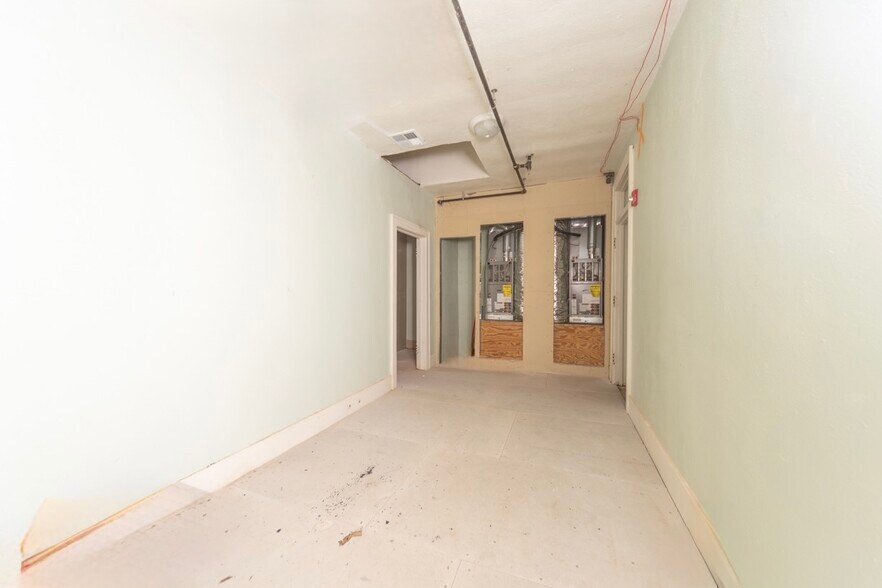 More Photos Of 220 SW 25th St, Oklahoma City Storefront Retail Office For Sale