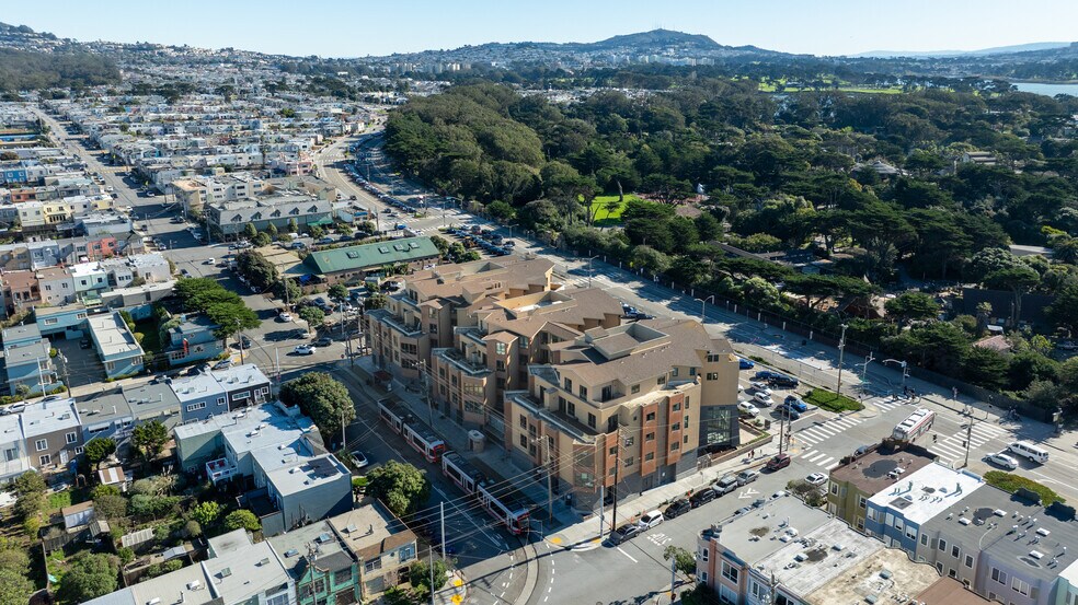 More Photos Of 3535 Wawona St, San Francisco Apartments For Sale