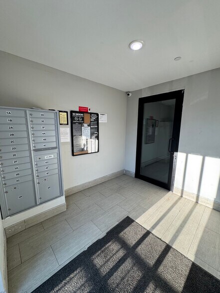 More Photos Of 3573 Laconia Ave, Bronx Apartments For Sale