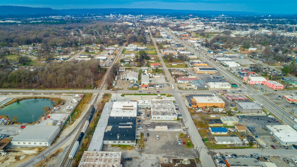 More Photos Of 3707 Calhoun Ave, Chattanooga Warehouse For Lease