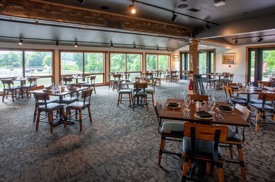 More Photos Of 117 Burgoyne Rd, Ticonderoga Restaurant For Sale