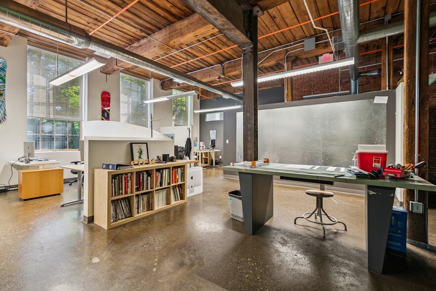 More Photos Of 110 W Canal St, Winooski Office For Sale