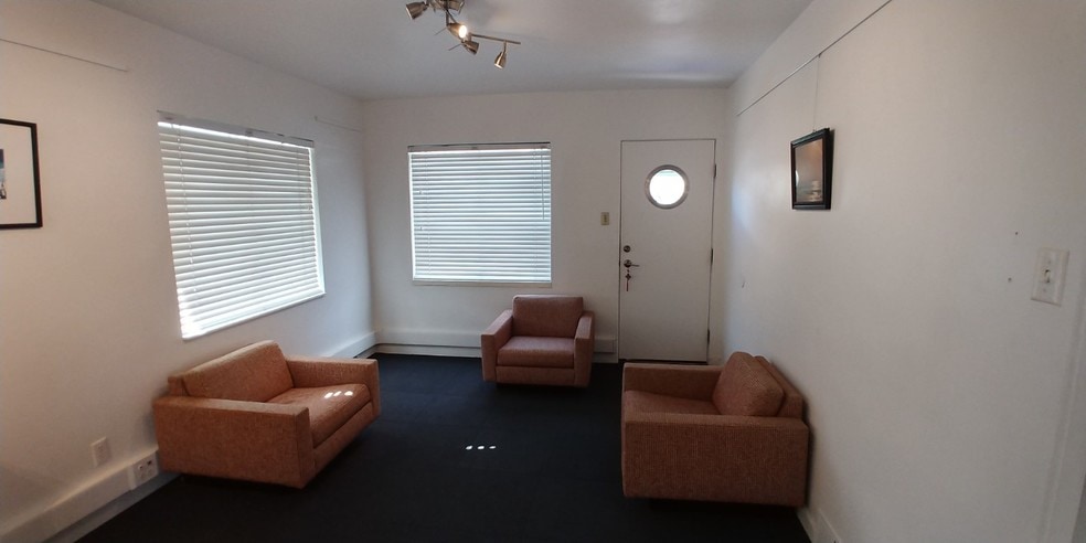 More Photos Of 2834 Highland Dr, Salt Lake City Office For Lease