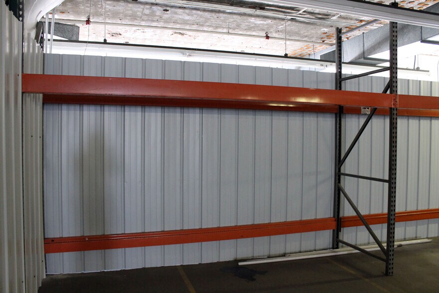 More Photos Of 5000 W Bloomingdale, Chicago Warehouse For Lease