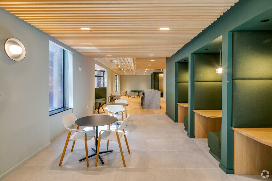 More Photos Of 650 Massachusetts Ave NW, Washington Office For Lease