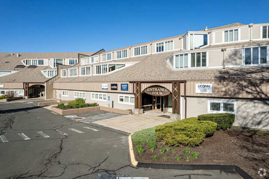 More Photos Of 270 Farmington Ave, Farmington Office For Lease