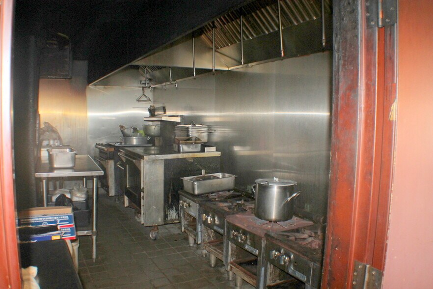 More Photos Of 5420 Harrisburg Blvd, Houston Restaurant For Sale