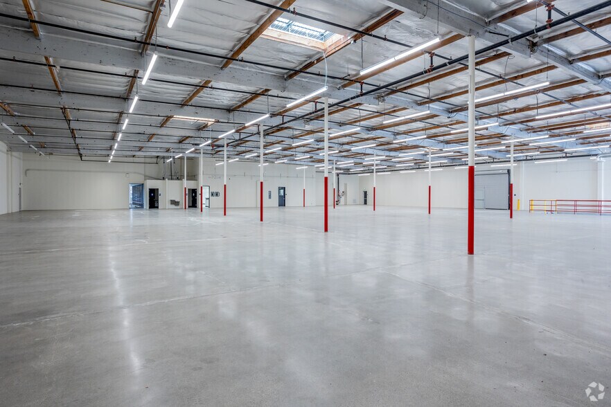 More Photos Of 1821 Kettering St, Irvine Warehouse For Lease