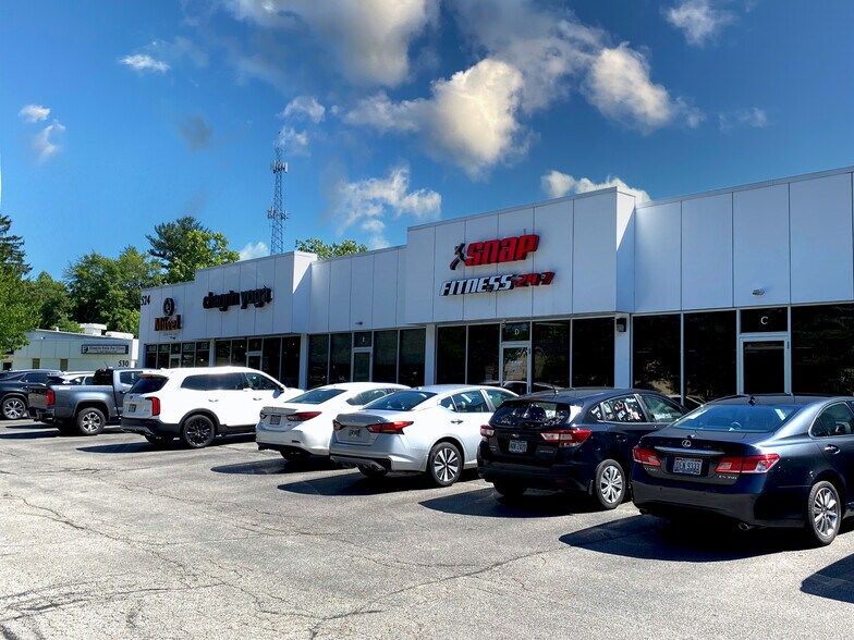 More Photos Of 524 E Washington St, Chagrin Falls Restaurant For Sale