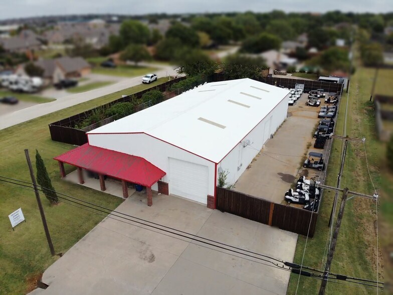More Photos Of 104 E 7th St, Prosper Warehouse For Sale