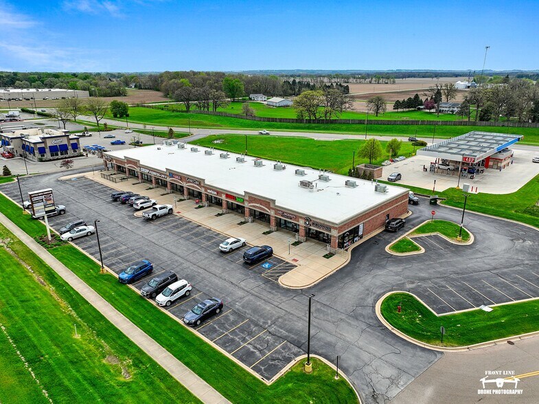 More Photos Of 6500-6572 W Route 34, Plano Unknown For Lease