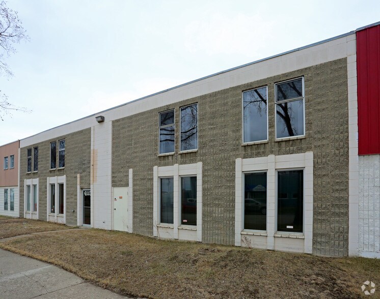 More Photos Of 12618 124 St NW, Edmonton Flex For Lease